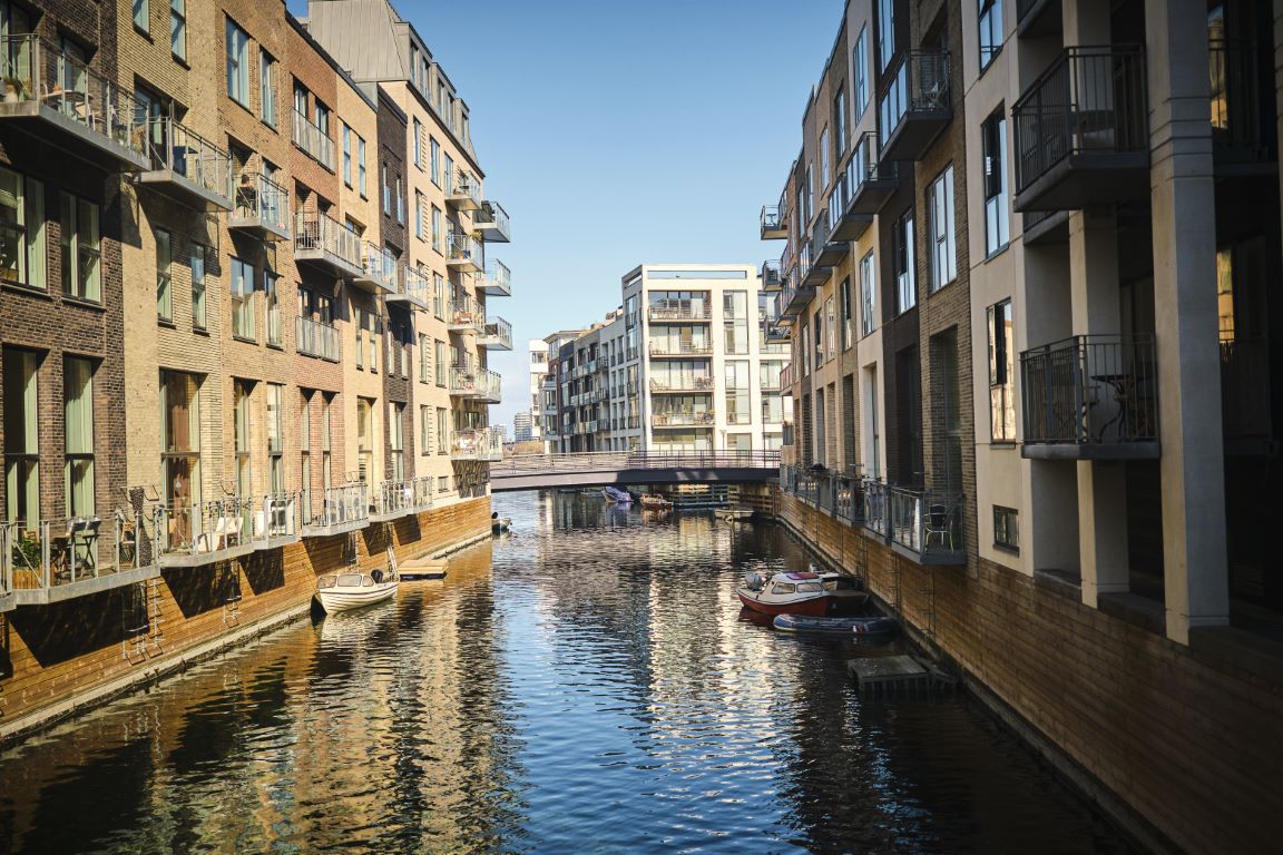 Arkitekturen i sydhavn trækker kanalerne ind i byrummet som det danske Venedig.
